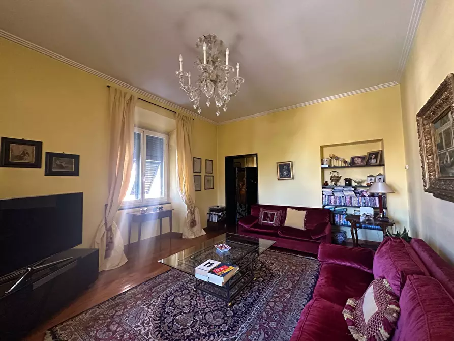 Immagine 5 di Appartamento in vendita  in PIAZZA CORVETTO 1 a Genova