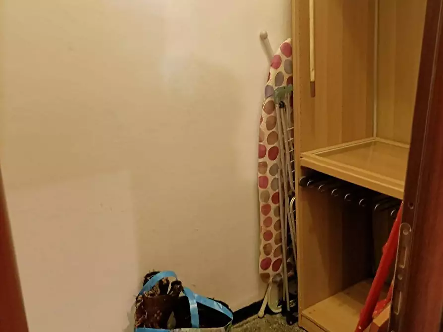 Immagine 9 di Appartamento in vendita  in via bari 33 a Genova