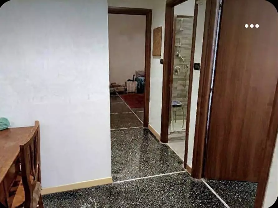 Immagine 11 di Appartamento in vendita  in via bari 33 a Genova