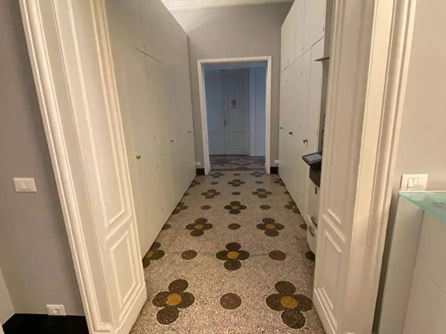 Immagine 8 di Ufficio in affitto  in Via XX Settembre a Genova