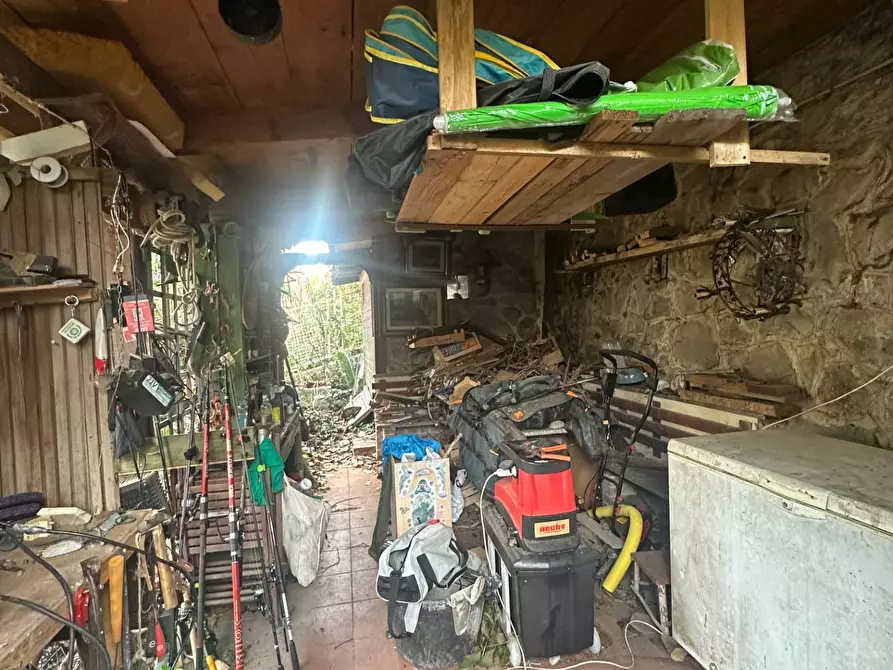 Immagine 8 di Villa in vendita  in Viale Modugno 16 a Genova