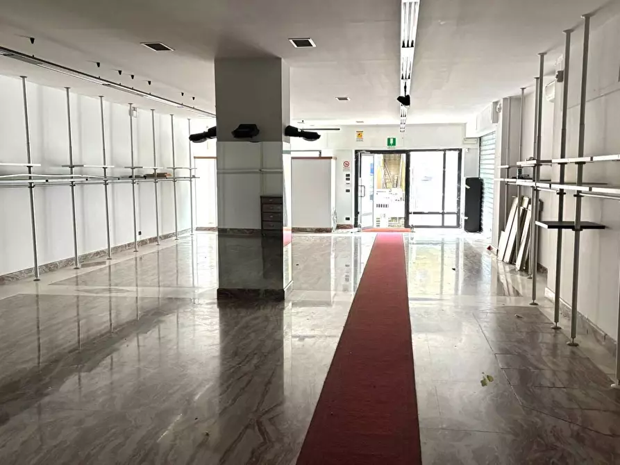 Immagine 3 di Capannone industriale in affitto  in Via Guglielmo Marconi 118 a Crocefieschi