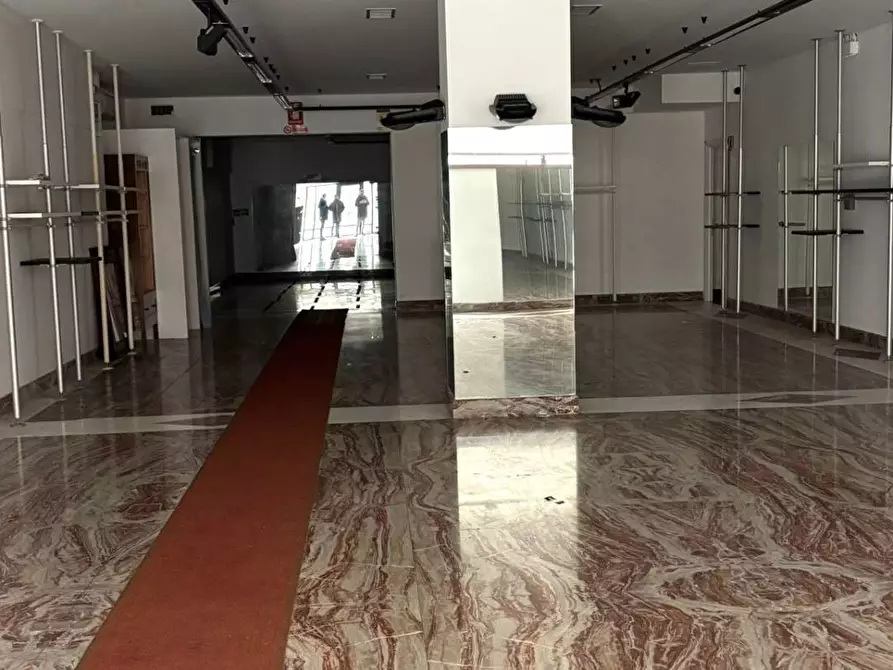 Immagine 5 di Capannone industriale in affitto  in Via Guglielmo Marconi 118 a Crocefieschi