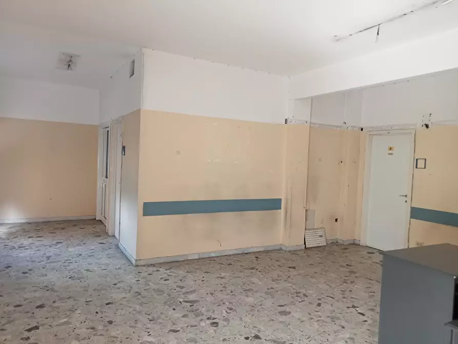 Immagine 8 di Ufficio in vendita  in via piacenza a Genova