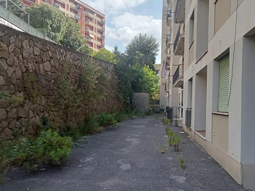 Immagine 13 di Ufficio in vendita  in via piacenza a Genova