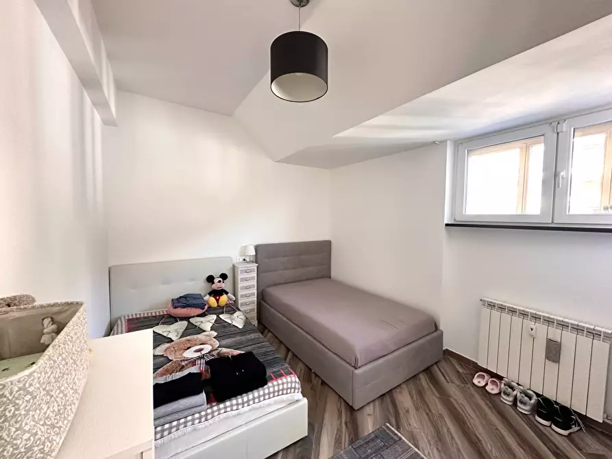 Immagine 19 di Appartamento in vendita  in Via Giuseppe Mendozza a Genova