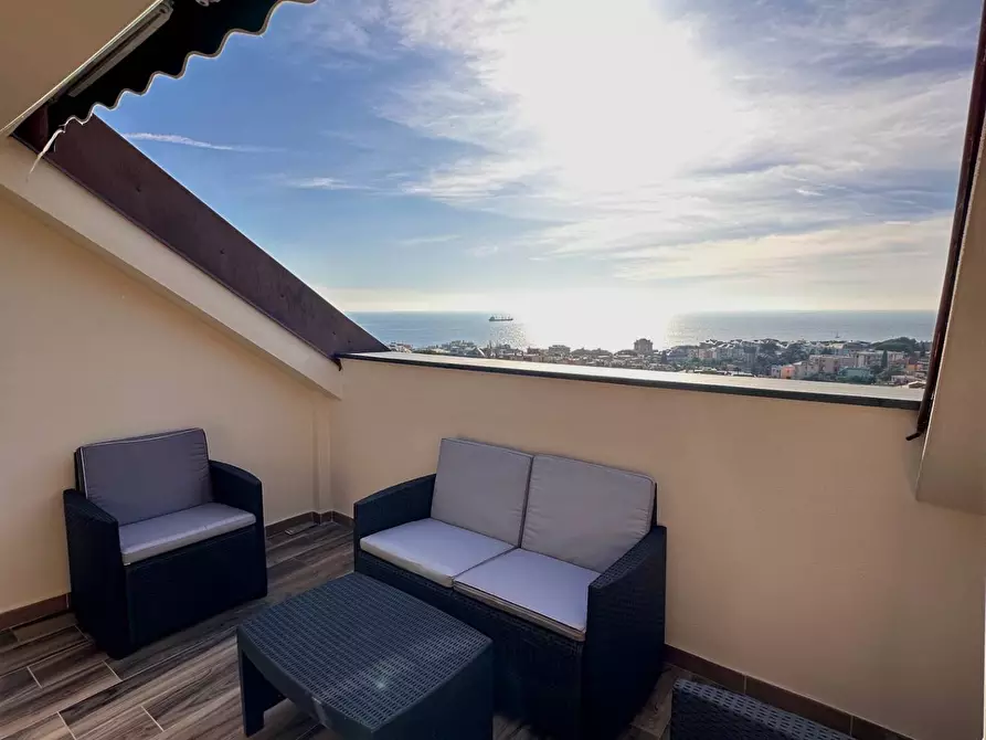 Immagine 27 di Appartamento in vendita  in Via Giuseppe Mendozza a Genova