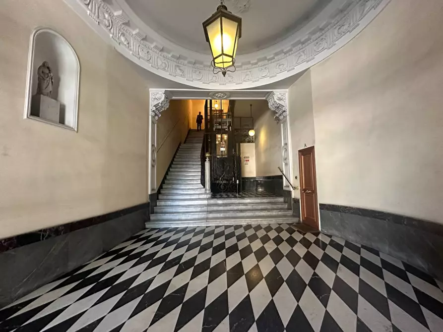 Immagine 24 di Appartamento in vendita  in PIAZZA CORVETTO 1 a Genova