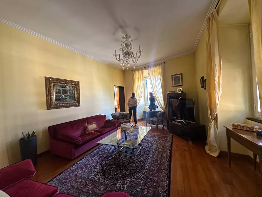 Immagine 6 di Appartamento in vendita  in PIAZZA CORVETTO 1 a Genova