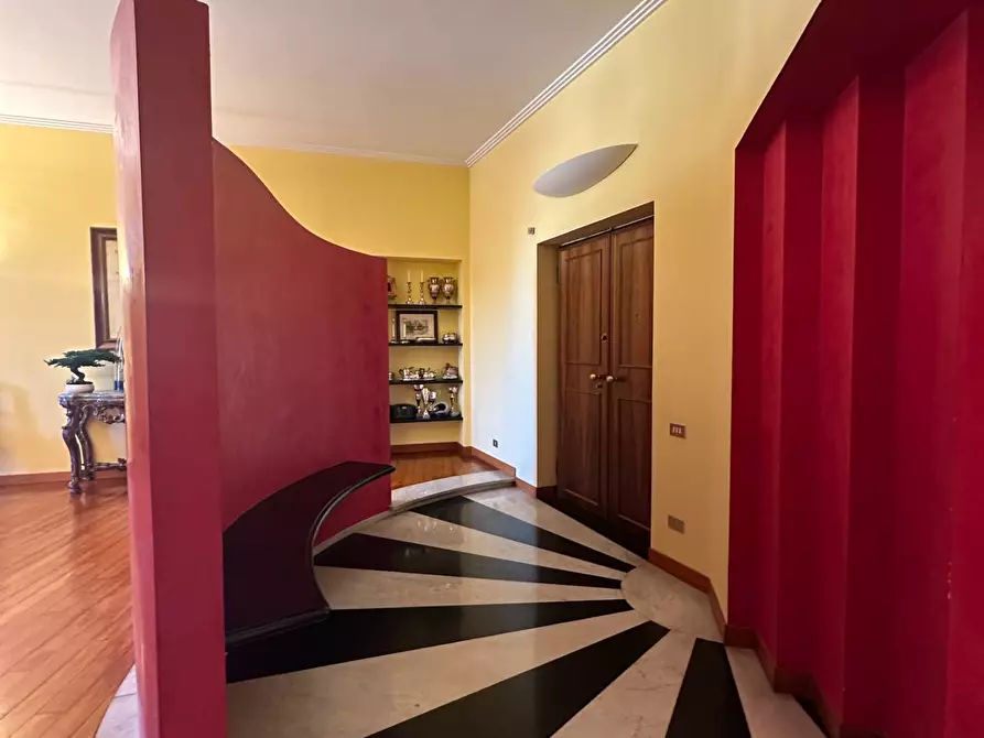 Immagine 15 di Appartamento in vendita  in PIAZZA CORVETTO 1 a Genova