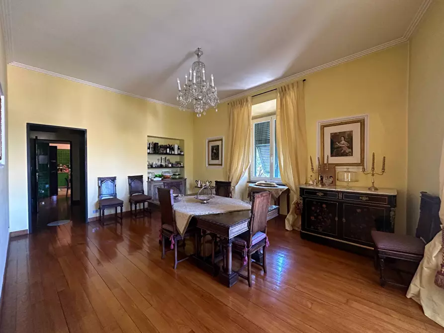 Immagine 3 di Appartamento in vendita  in PIAZZA CORVETTO 1 a Genova