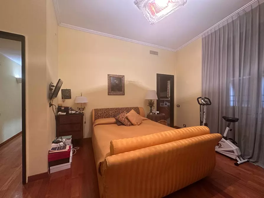 Immagine 18 di Appartamento in vendita  in PIAZZA CORVETTO 1 a Genova