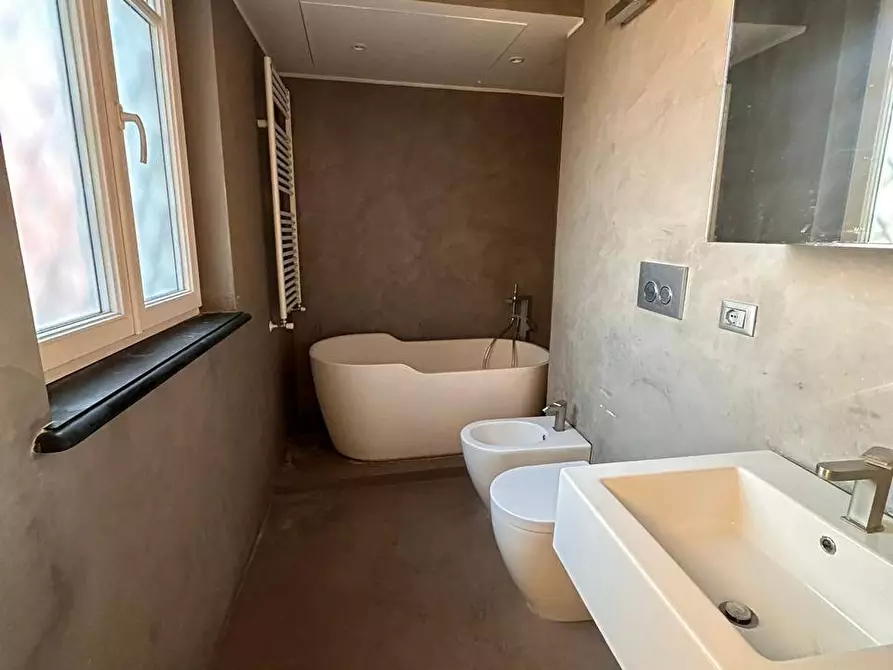 Immagine 23 di Villa in vendita  in Via Sforza a Genova