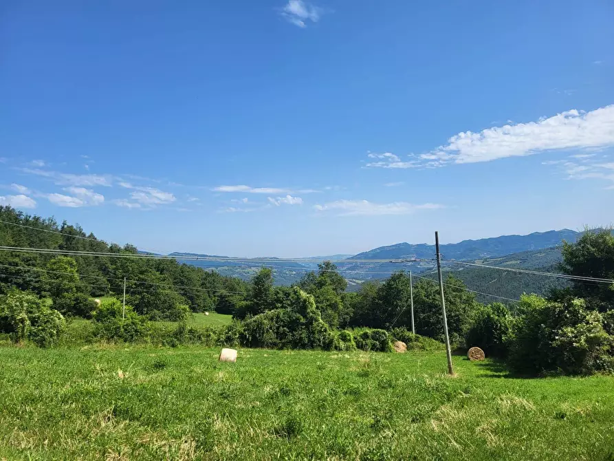 Immagine 15 di Rustico / casale in vendita  in Via delle castagne 2 a Ventasso
