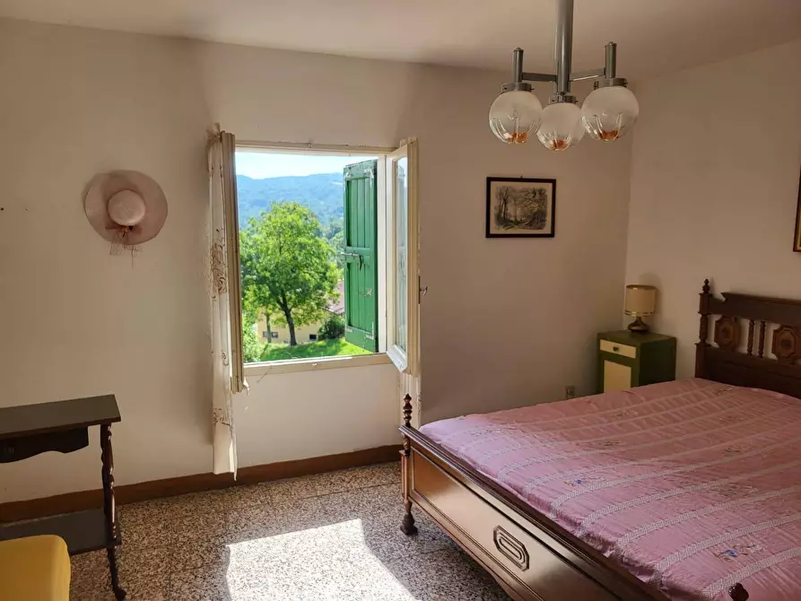 Immagine 18 di Rustico / casale in vendita  in Via delle castagne 2 a Ventasso