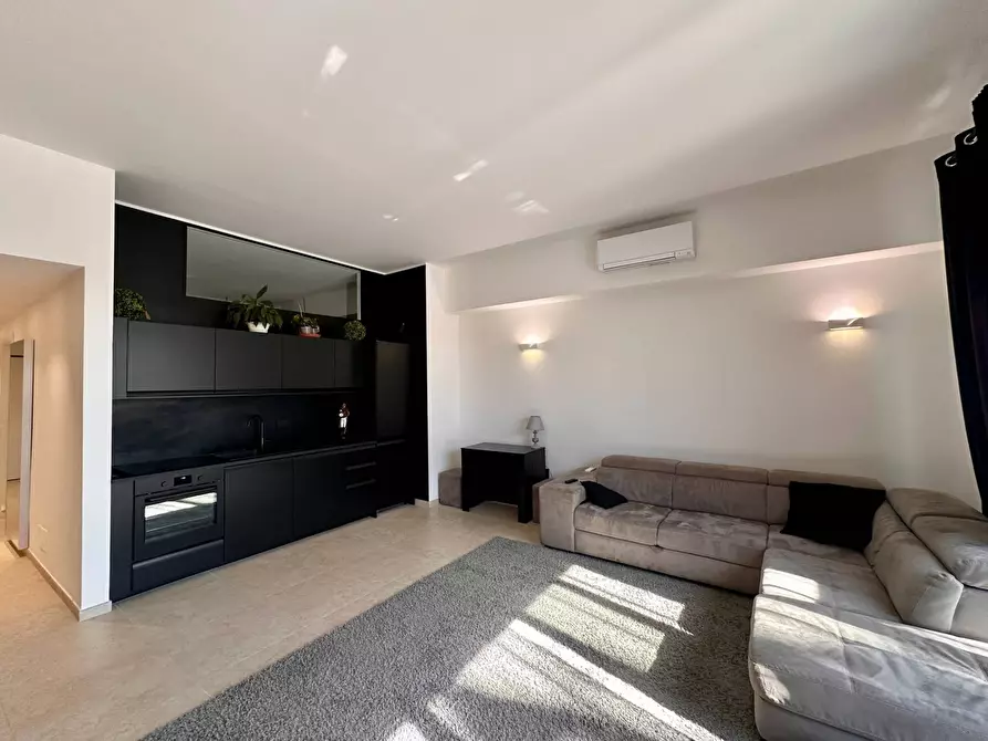 Immagine 6 di Appartamento in affitto  in Corso Italia 15 a Genova