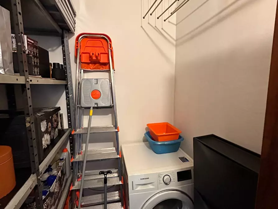 Immagine 13 di Appartamento in vendita  in Via Milano 40 a Genova