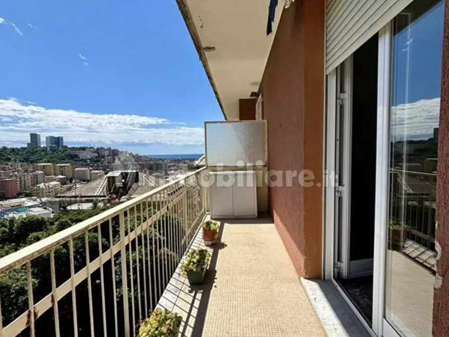 Immagine 2 di Appartamento in vendita  in Via Domenico Oliva a Genova