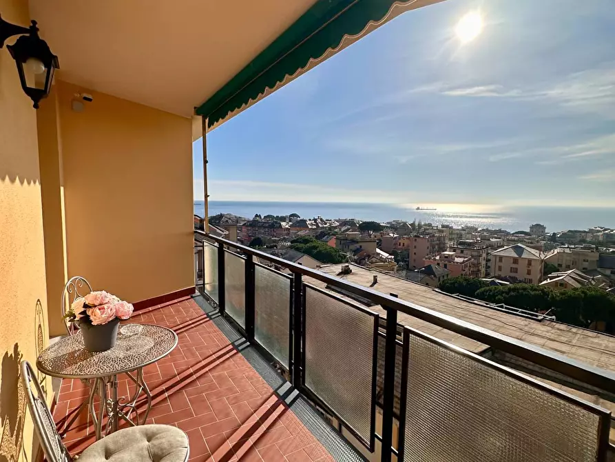 Immagine 2 di Appartamento in vendita  in Via Giuseppe Mendozza a Genova