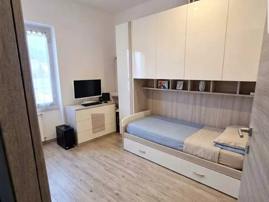 Immagine 16 di Appartamento in vendita  in Via Borzoli 19 a Genova