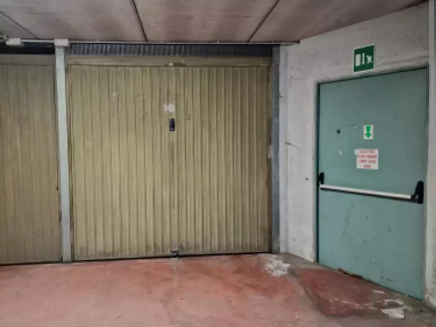 Immagine 36 di Appartamento in vendita  in Via Borzoli 19 a Genova