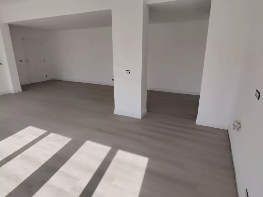 Immagine 3 di Appartamento in vendita  in VIA FRANCESCO NULLO 2 a Genova