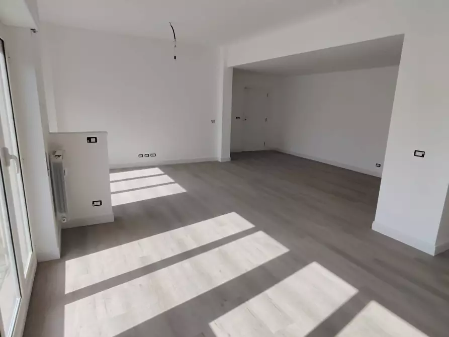 Immagine 2 di Appartamento in vendita  in VIA FRANCESCO NULLO 2 a Genova