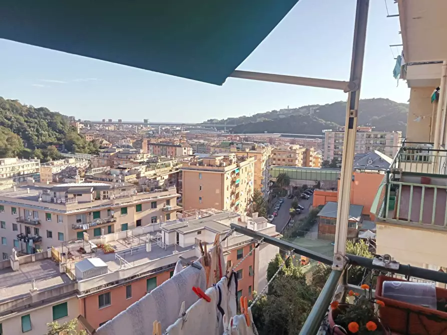 Immagine 2 di Appartamento in vendita  in Via Pierino Negrotto Cambiaso 22 a Genova