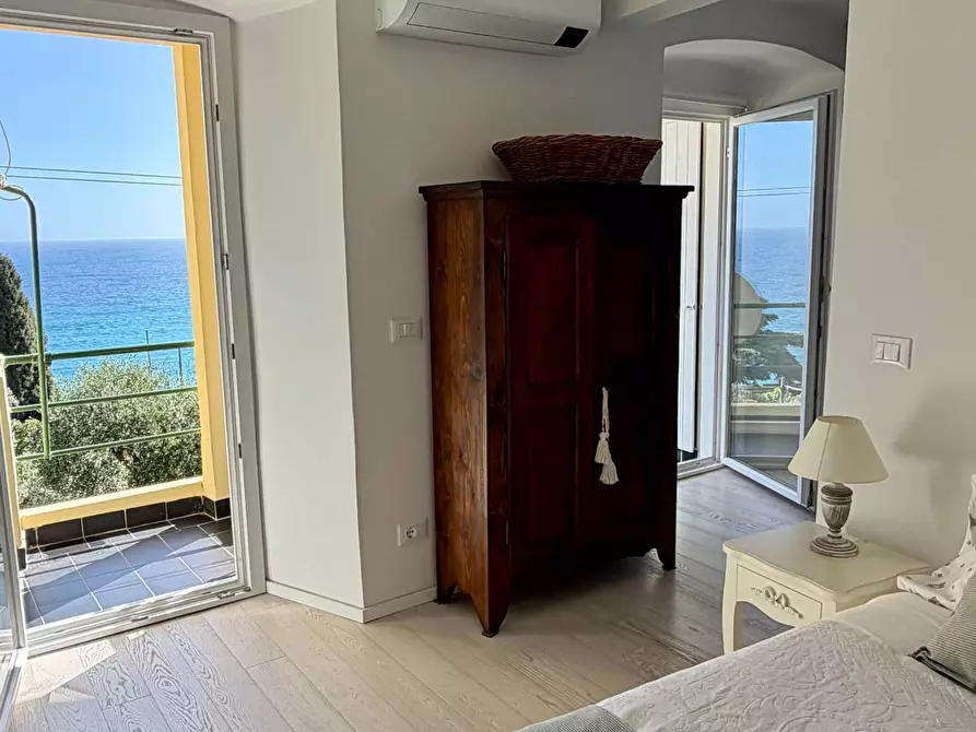 Immagine 18 di Appartamento in vendita  in Via Francesco Crispi 20 a Bogliasco