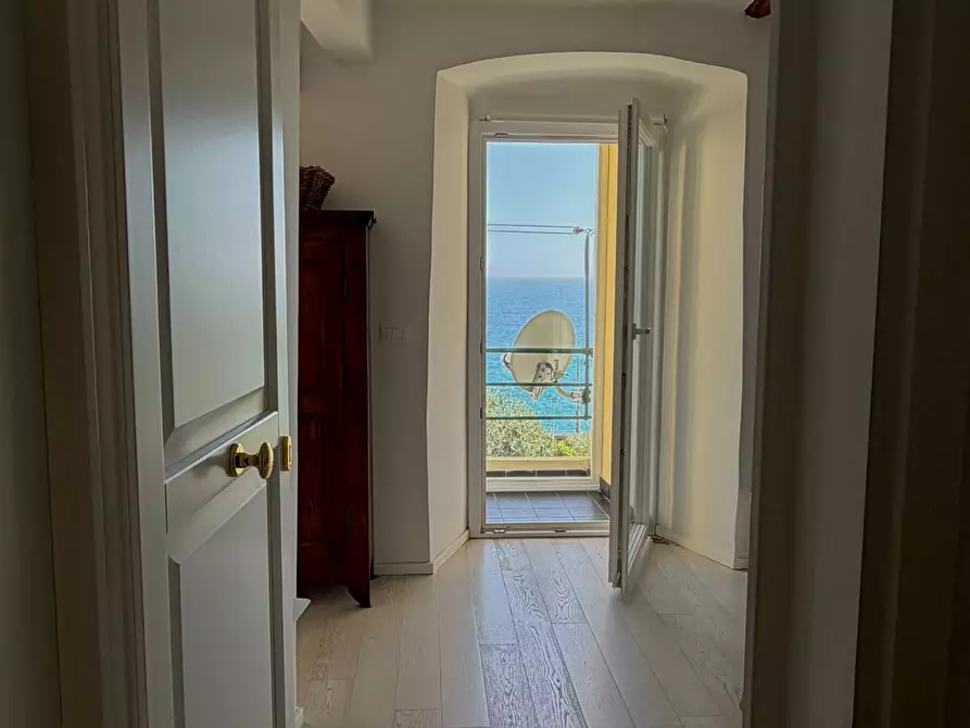 Immagine 19 di Appartamento in vendita  in Via Francesco Crispi 20 a Bogliasco