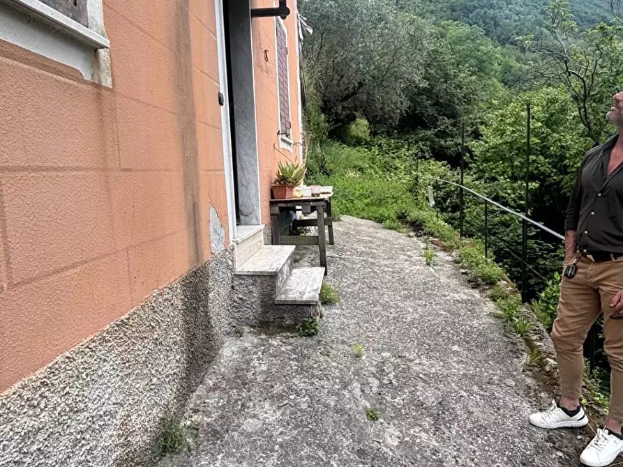 Immagine 3 di Villa in vendita  in Via lajola inferiore 5 a Genova