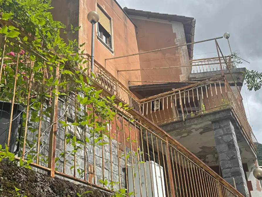 Immagine 10 di Villa in vendita  in Via lajola inferiore 5 a Genova