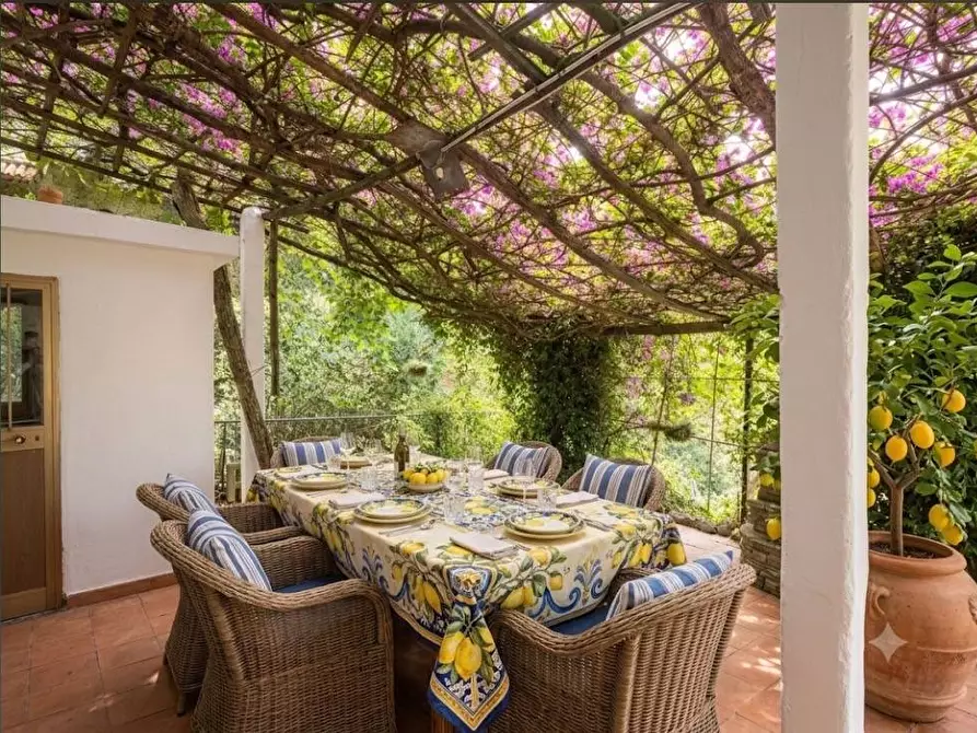 Immagine 24 di Villa in vendita  in Via lajola inferiore 5 a Genova