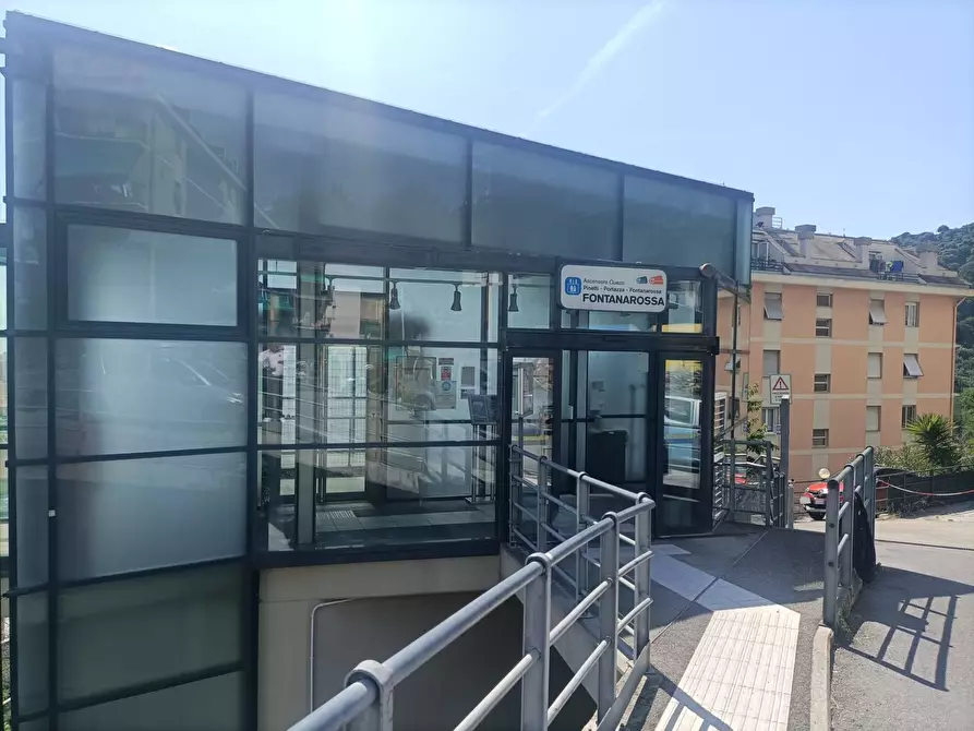Immagine 40 di Appartamento in vendita  in Via Degli Oleandri a Genova