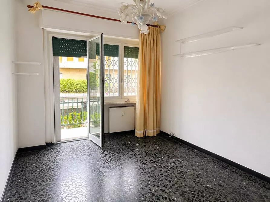 Immagine 13 di Appartamento in vendita  in Via Riese 70 a Genova