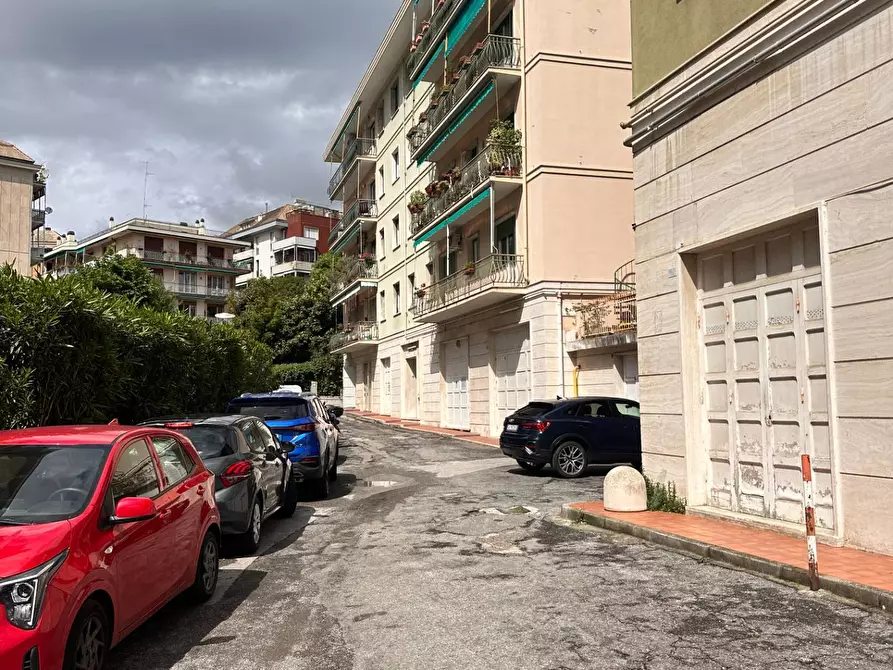 Immagine 15 di Appartamento in vendita  in Via Riese 70 a Genova