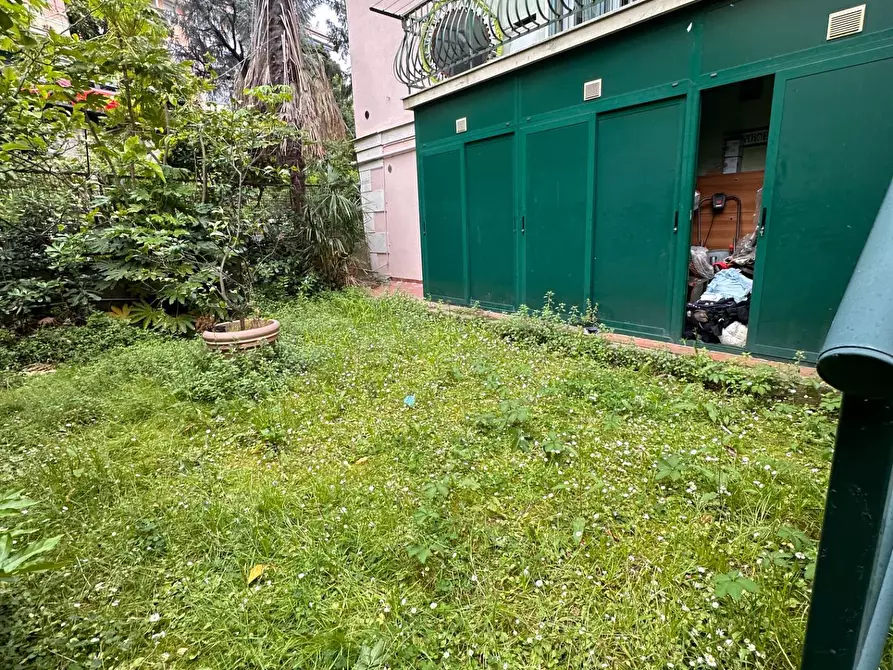 Immagine 27 di Appartamento in vendita  in Via Riese 70 a Genova
