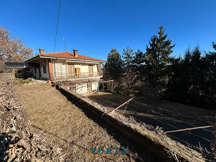 Immagine 4 di Villa in vendita  in Località Pià 10b a Barolo