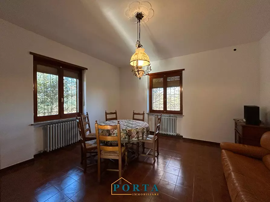 Immagine 6 di Villa in vendita  in Località Pià 10b a Barolo