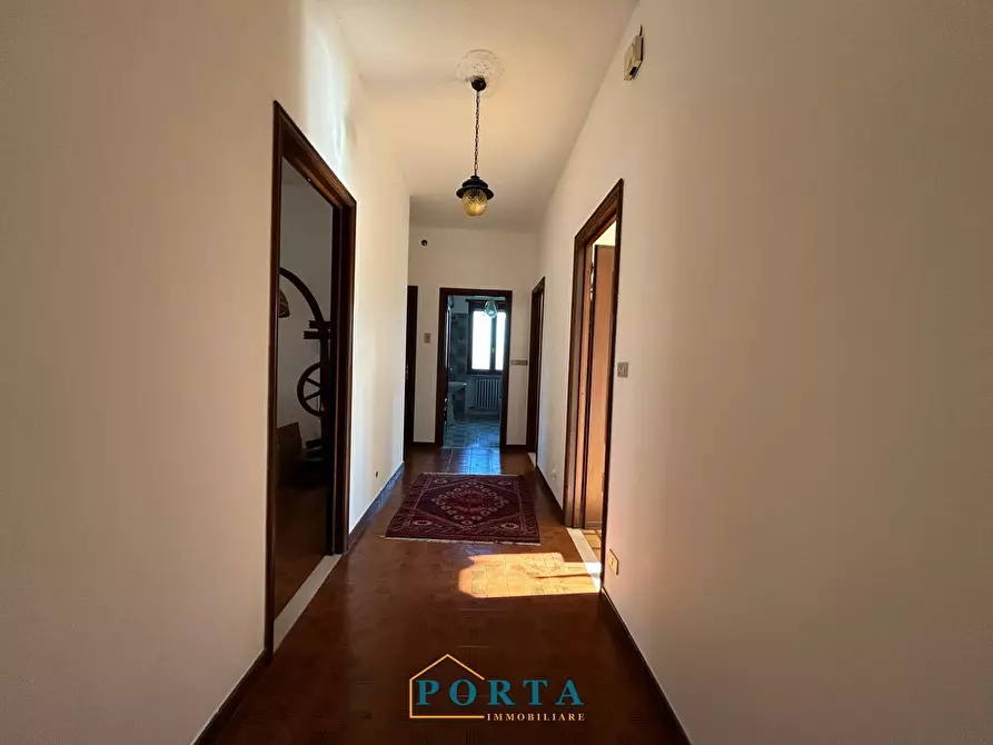 Immagine 5 di Villa in vendita  in Località Pià 10b a Barolo