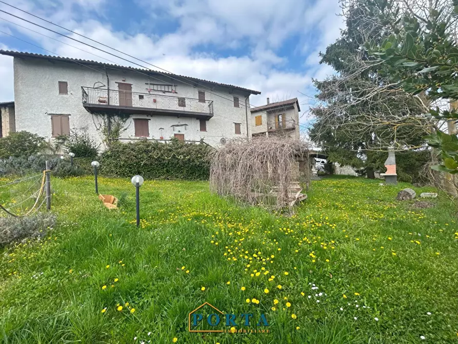 Immagine 3 di Casa indipendente in vendita  in Località Vadda 2 a Alto