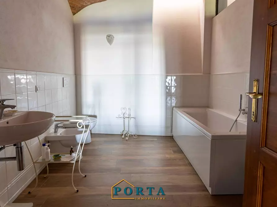 Immagine 13 di Appartamento in vendita  in Via Carassone 22 a Mondovì