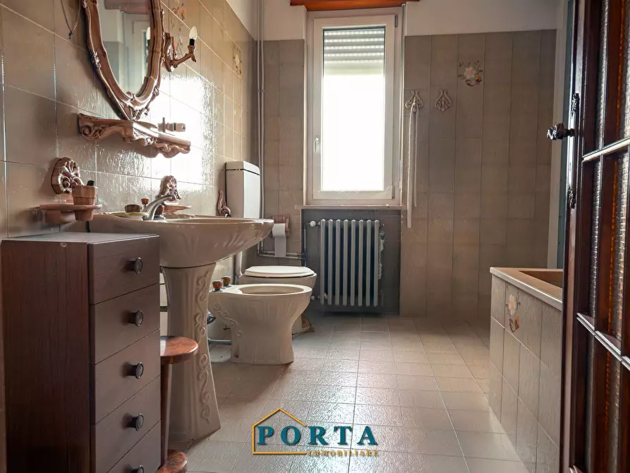 Immagine 11 di Appartamento in vendita  in Via per Farigliano 18 a Carrù