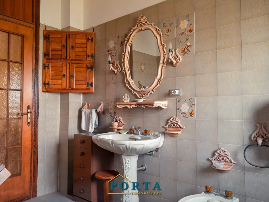 Immagine 12 di Appartamento in vendita  in Via per Farigliano 18 a Carrù