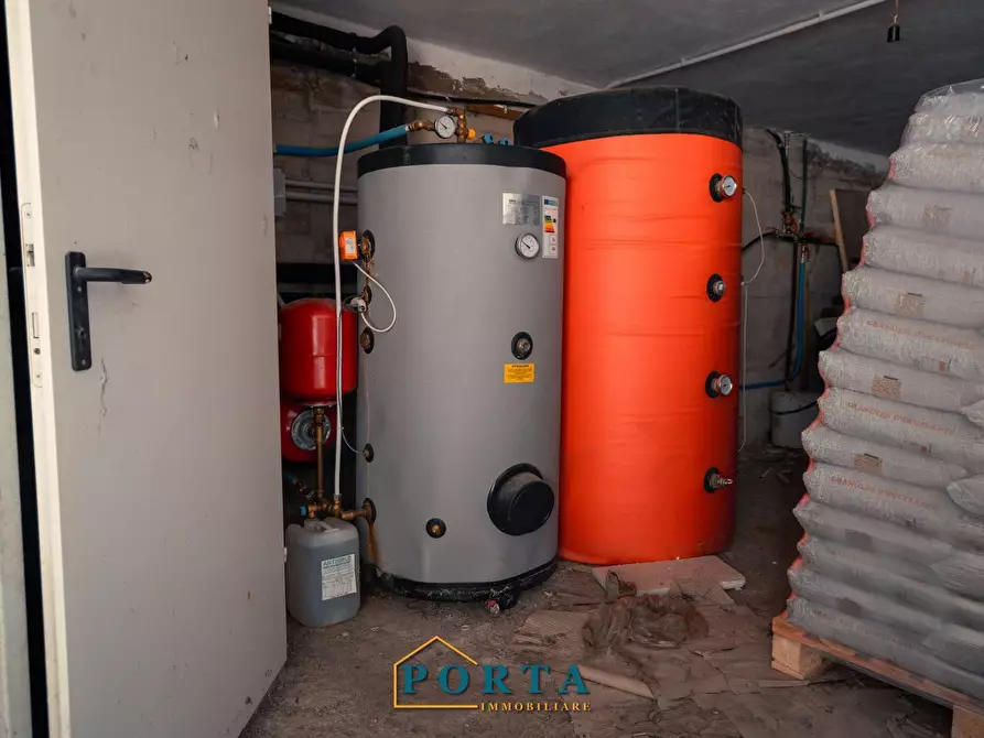 Immagine 20 di Appartamento in vendita  in Via per Farigliano 18 a Carrù