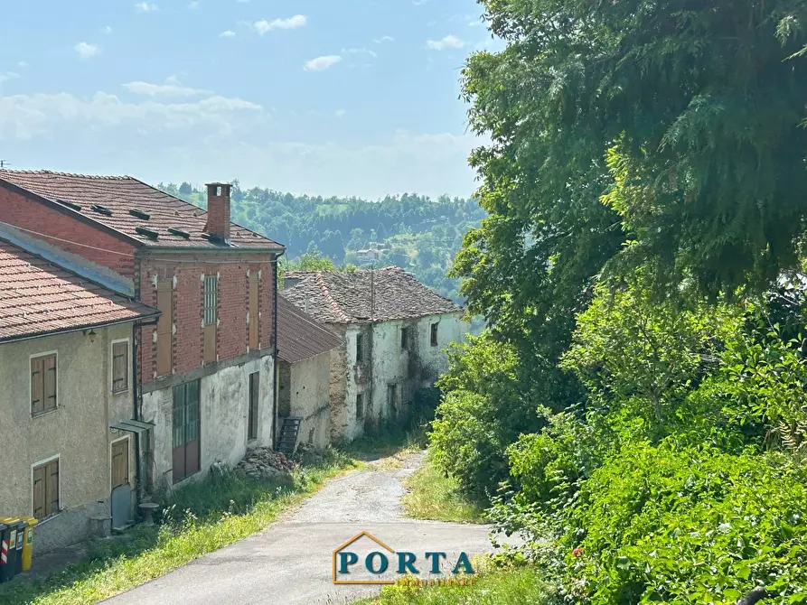 Immagine 3 di Rustico / casale in vendita  in Frazione Rea snc a Barolo