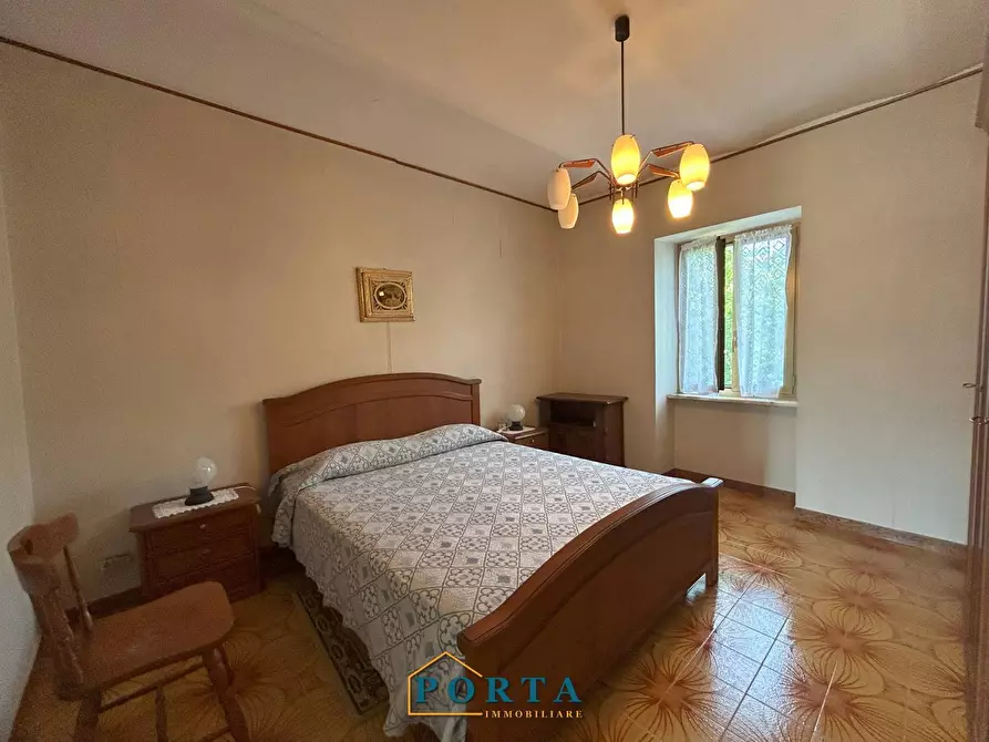 Immagine 6 di Casa indipendente in vendita  in Borgata Prà del Pozzo 8 a Barolo