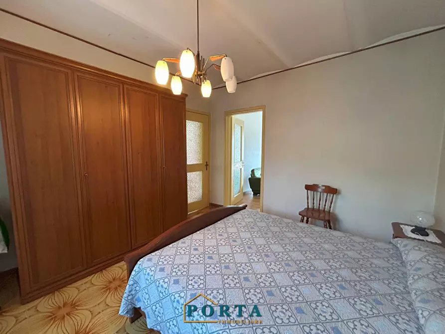 Immagine 7 di Casa indipendente in vendita  in Borgata Prà del Pozzo 8 a Barolo