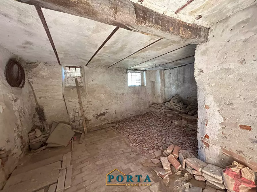 Immagine 19 di Rustico / casale in vendita  in Borgata Ansaldi snc a Barolo