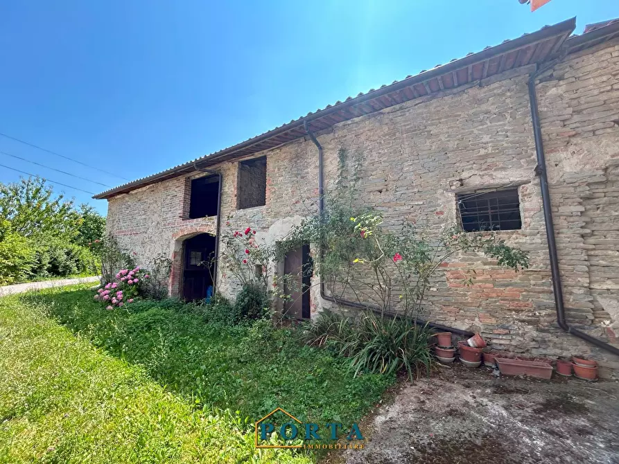 Immagine 3 di Rustico / casale in vendita  in Borgata Ansaldi snc a Barolo